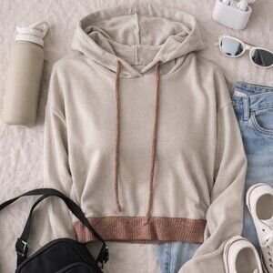 💚 Chance or Fate Cropped Hoodie Size M Neutral Beige Brown